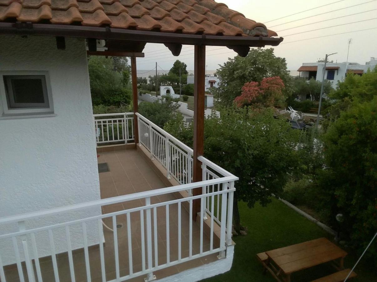 Katerina Rooms Nea Kallikrateia Luaran gambar